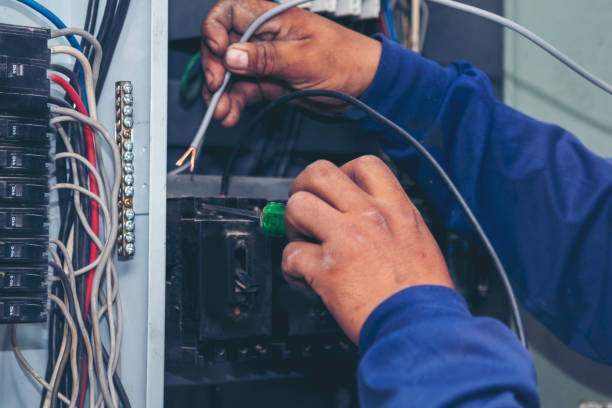 Best Best Electricians Near Me  in On Top Of The World Designated Place, FL